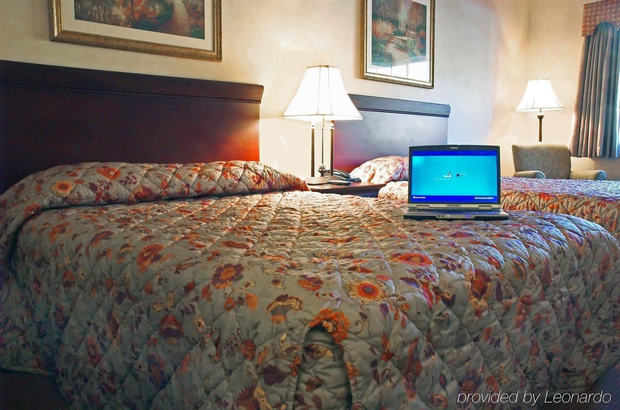 Holiday Inn Express Hotel & Suites Boston - Marlboro, An Ihg Hotel Хадсон Экстерьер фото